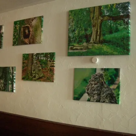 Tiroler Landgasthaus Besenkammerl 3*