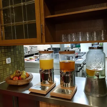 Penzion Tiroler Landgasthaus Besenkammerl